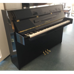 Piano droit YAMAHA B2-PE neuf 113 cm noir brillant