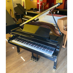 Piano à queue PETROF PV 158 cm Noir Brillant