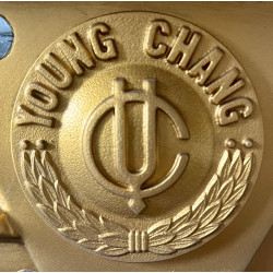 Piano droit YOUNG CHANG U-109 Prune Brillant