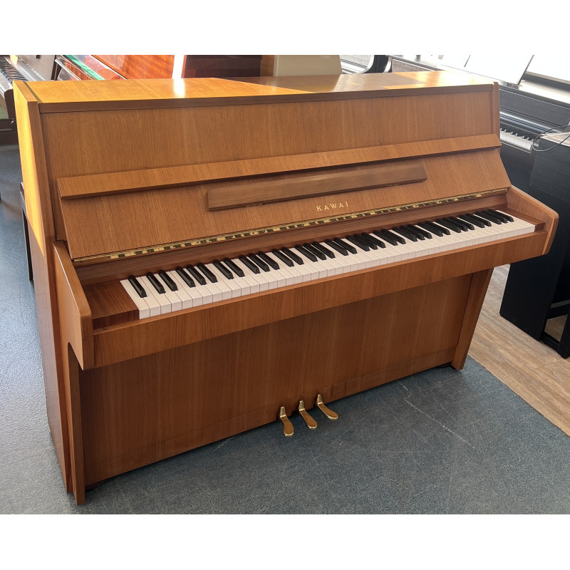 Piano droit Kawai CE-7 finition noyer satiné