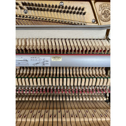 Piano Droit SAUTER R2 120 cm finition noyer satiné