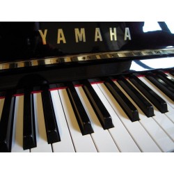 Piano Droit Yamaha UX1 Silent Korg Noir brillant 121cm